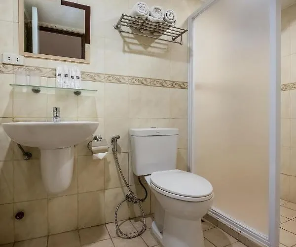 ホテル Oyo 419 La Scala Residences 2*